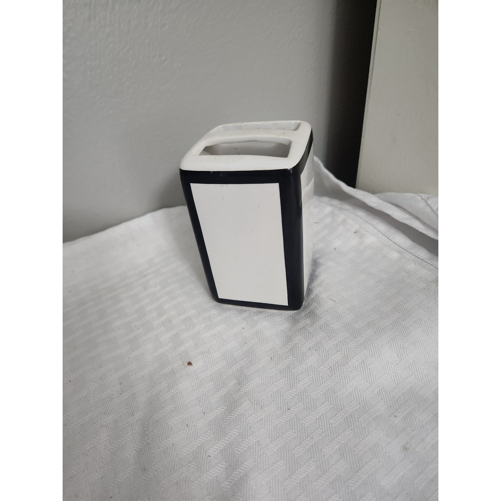 Modern Ceramic Toothbrush Holder White with Black Border Minimalist Bathroom